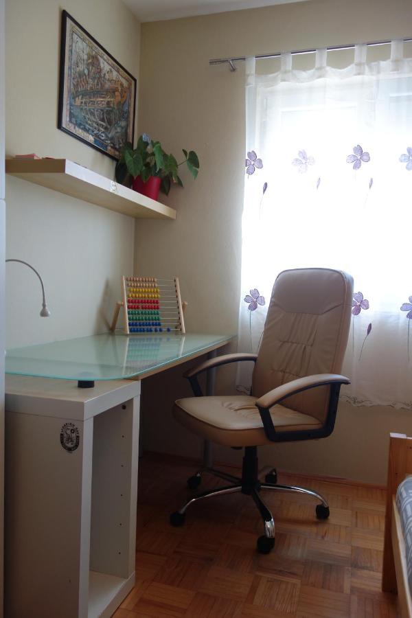 Nice Sunny Apartment Pula Dış mekan fotoğraf