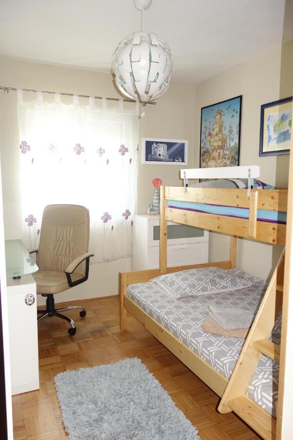 Nice Sunny Apartment Pula Dış mekan fotoğraf